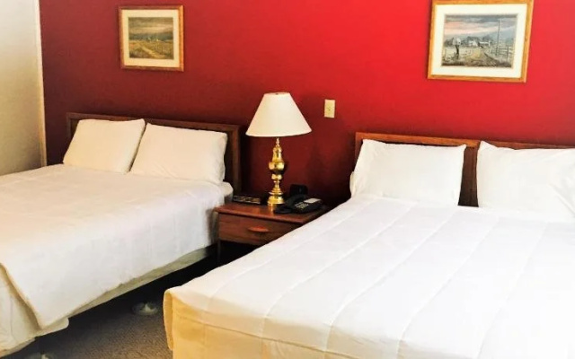Forest Glen Inn