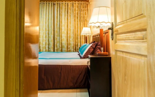 Spacious Apartment in Secure Resort, 4-6 People