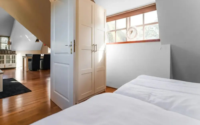 Tranquil Apartment in Sint Maartensbrug