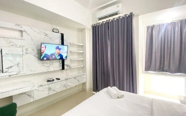 Minimalist And Nice Studio At Vasanta Innopark Apartment