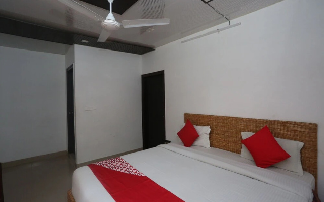 OYO 17290 The Tigers Pug Mark Resort