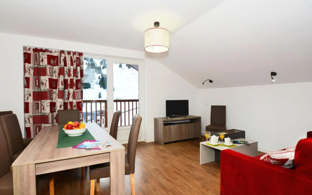 Alluring apartment in Auris en Oisans with balcony