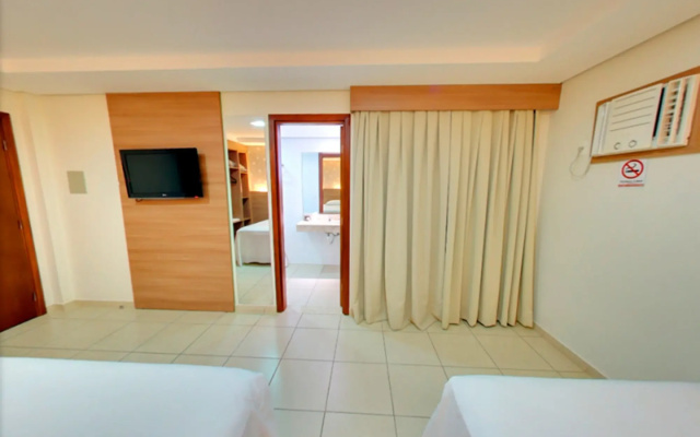 Amazon Plaza Hotel