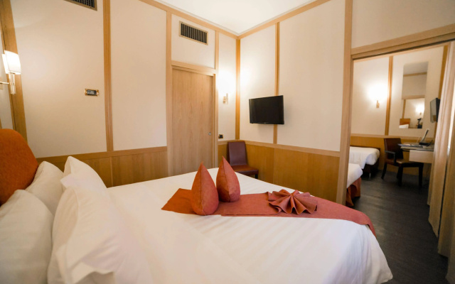 Отель Hilton Garden Inn Rome Colosseum