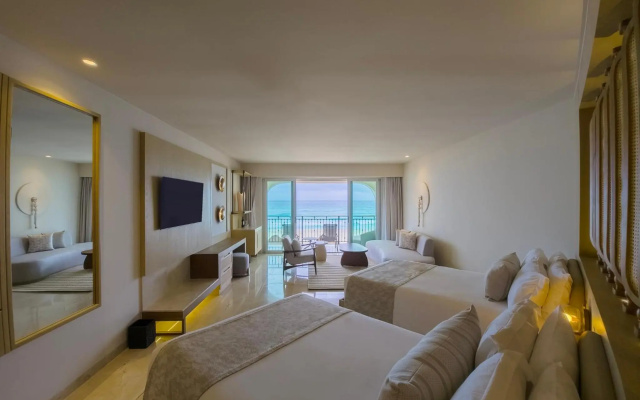 Royal Select at Grand Park Royal Cancun-All Inclusive-Adults Only