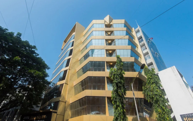 OYO 22061 Hotel Khwaishh Presidency