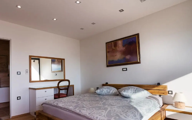 Luxurious Villa in Grizane with Sauna