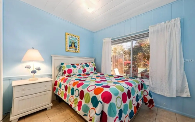 C&K's Island Retreat - 1586344