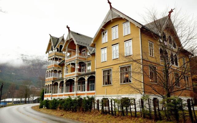 Отель Villa Visnes вид на фасад