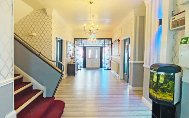 The J & S Hotel