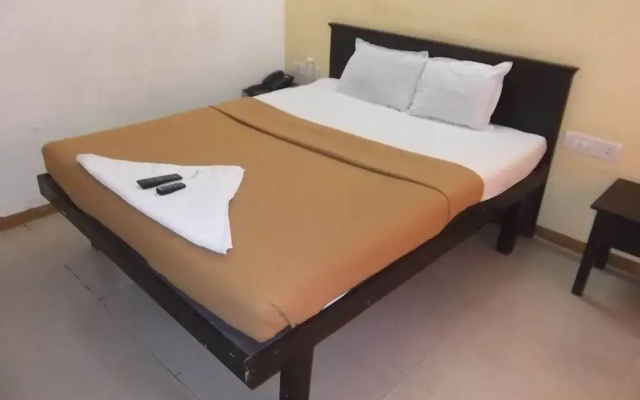 Hotel Nisarg Lounge