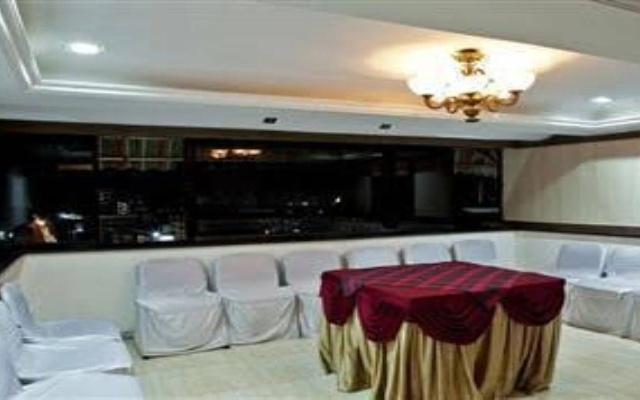 Hotel Presidency Towers