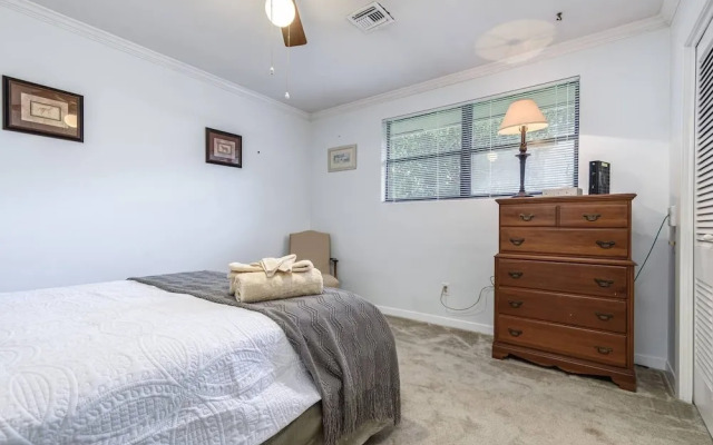 Gorgeous Home in Gulf Breeze