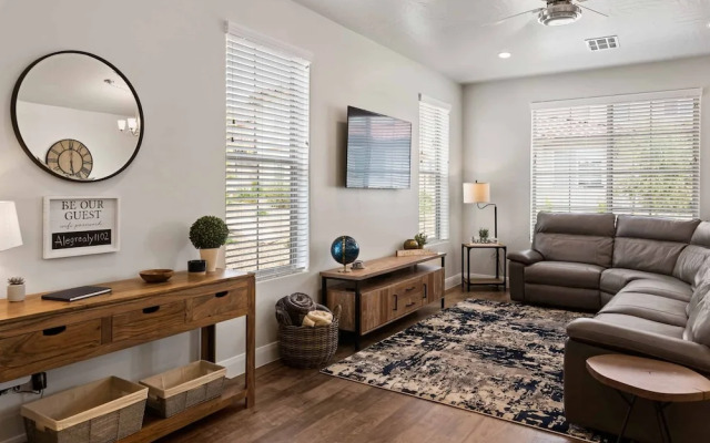 The Sunnyside Haven by RedAwning
