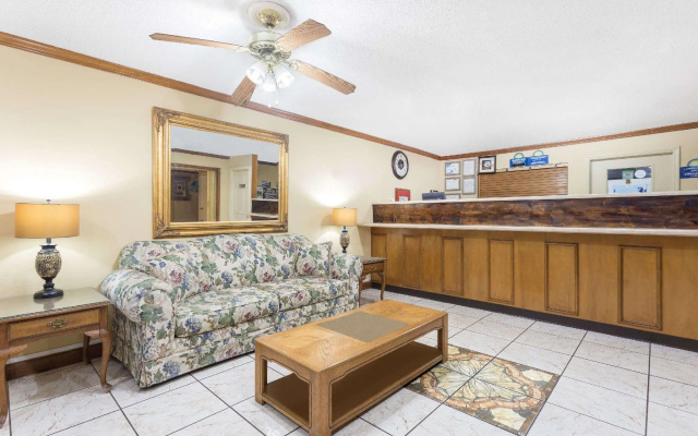 Economy Inn Ashburn GA I-75