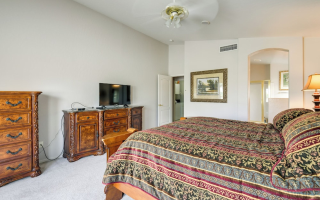 Pool & Golf Course Views: Family Home in Gilbert