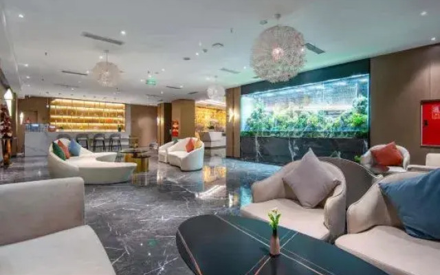 Xichang Yuehaili Wetland Hotel (Qionghai 17 Degrees Branch)