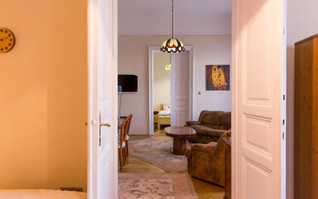 East Private Rooms