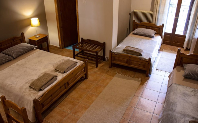 Hotel Defkalion