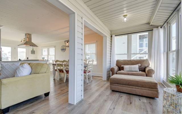 Holden Beach Home on Intracoastal Waterway Canal!