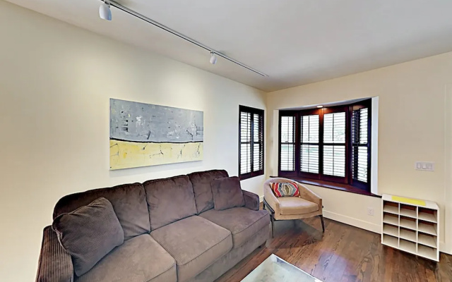 838 Ventura - 2 Br Duplex