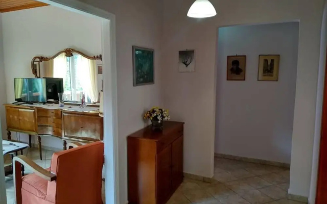 Aggelos House in Kalamitsi