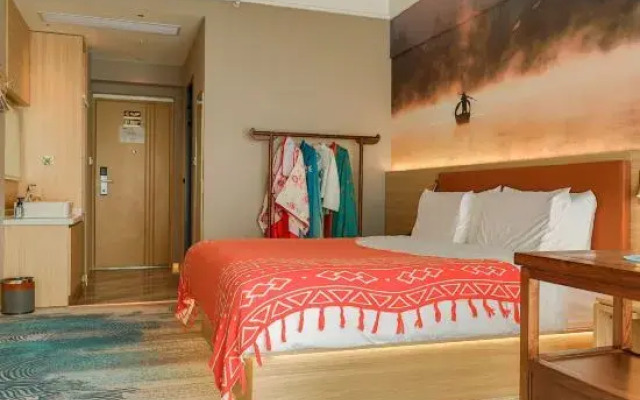 Gushi Hotel (Baolong Building 3)