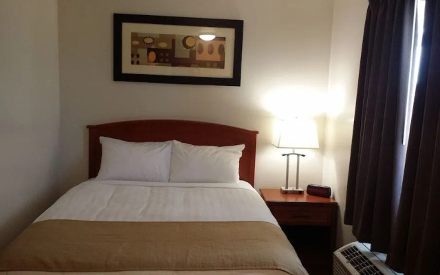 Northern Lights Inn & Suites