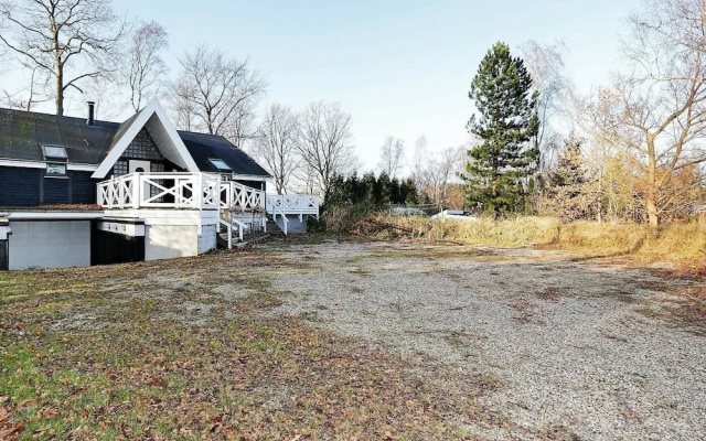 Rustic Holiday Home in Tikøb with Hot Tub & Sauna