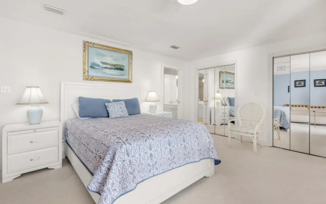 Starboard Village 622