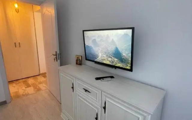 Robert’s Brilliant Apartament