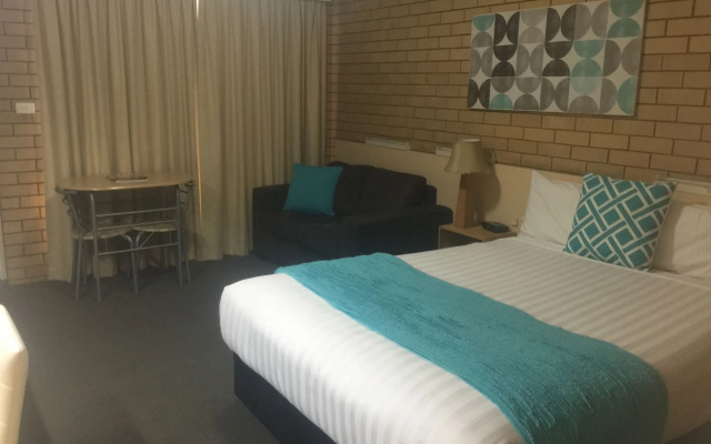 Blue Violet Motor Inn