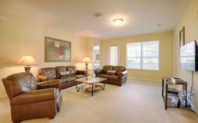 5036 105 Vista Cay