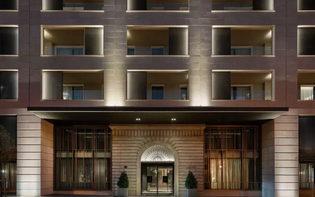 La Suite Hotel