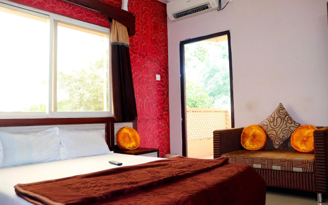 Hotel Raj Palace