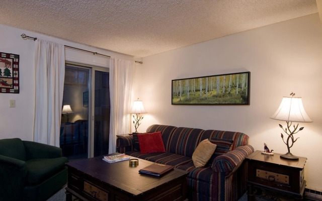 Shadow Run Condominiums