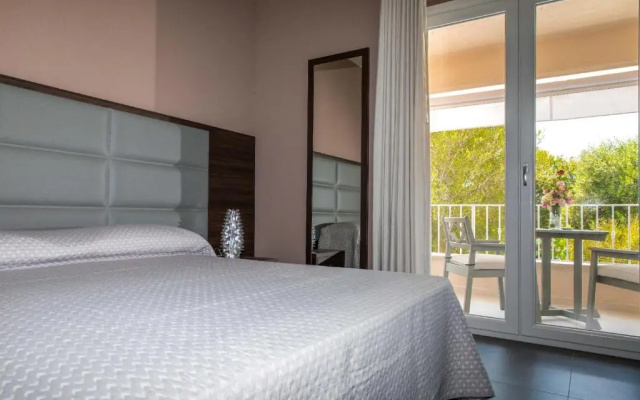 4essences Boutique Rooms (Adults Only)