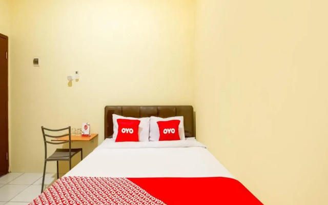 OYO 2354 3 Point Residence