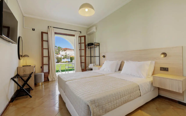 Kamari Apartments