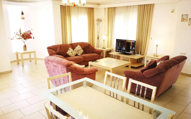 Charming Villa with Private Pool in Antalya