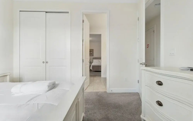 331-8-pc-perfectly Furnished With Games and Movie