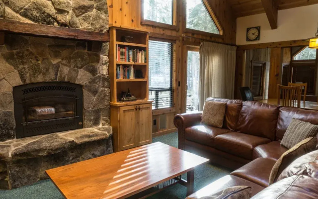 824 Beaver Pond
