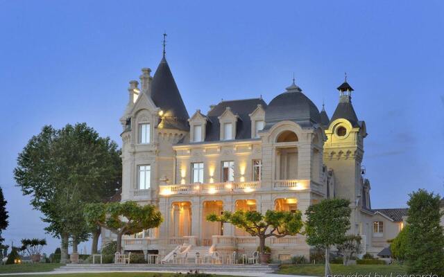 Отель Chateau Hotel & Spa Grand Barrail Франция, Сент-Эмильон - отзывы, цены и фото номеров - забронировать отель Chateau Hotel & Spa Grand Barrail онлайн вид на фасад