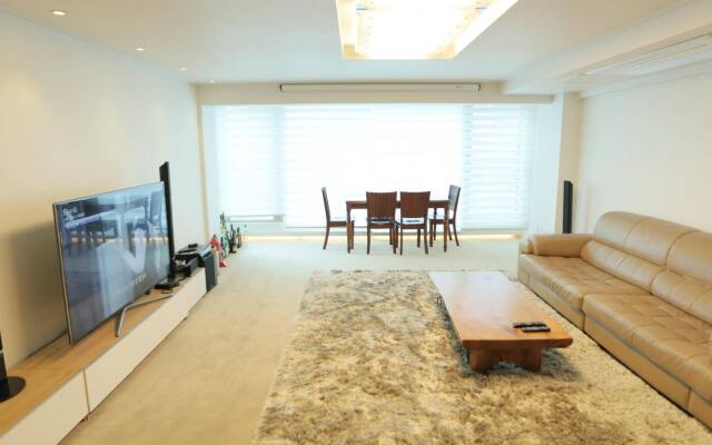 Отель UN Guesthouse Hannam комната для гостей