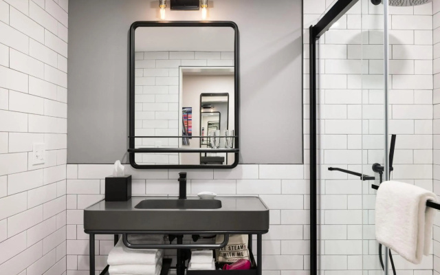 Moxy Halifax Downtown