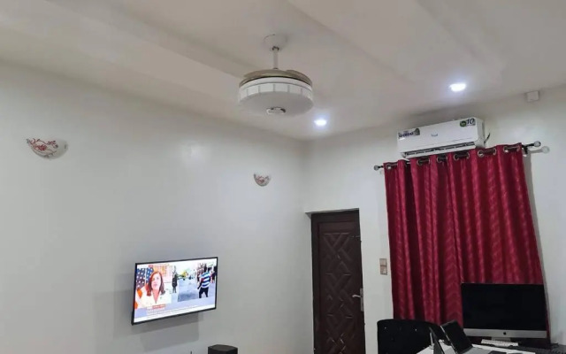 Smart 3 bed Apartment With Fast Wi-fi & 24hr Light