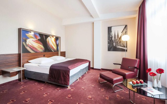 Premier Inn Köln City Mediapark