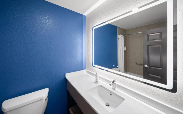 La Quinta Inn & Suites by Wyndham Kyle - Austin South