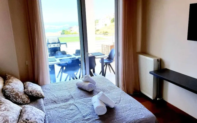 Luxurious Brand New Flat Sea View