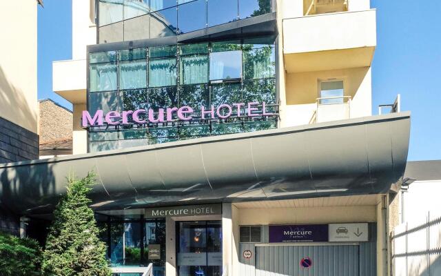 Hotel Mercure Paris Malakoff Parc des Expositions вид на фасад